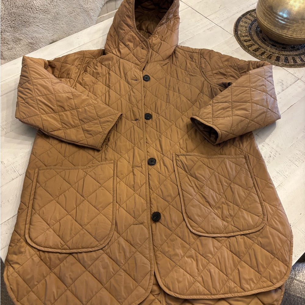 Joe Fresh Quilted Oversized Lightweight Jacket in Camel, EUC, Size L